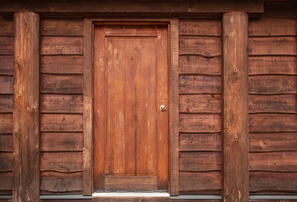 Log Cabin Siding Installation in San Marcos